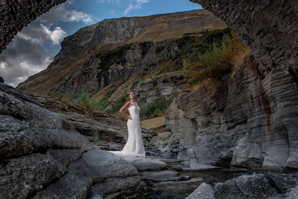 Photo couple Trash the Dress