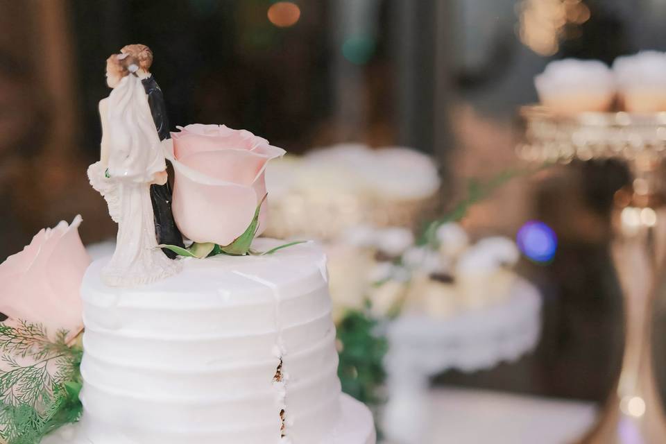 Découpe wedding cake