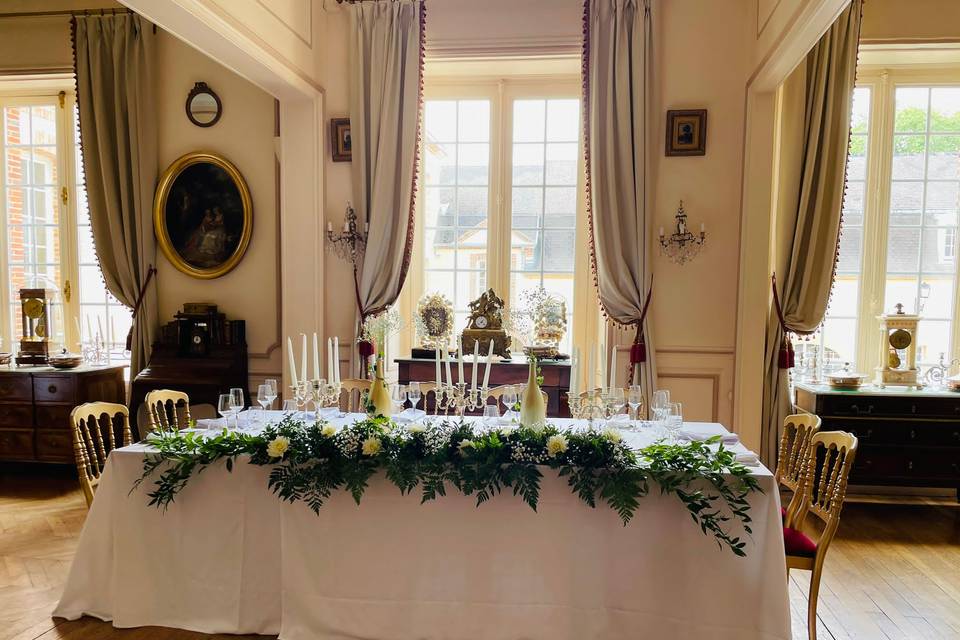 Table d'honneur en fleurs