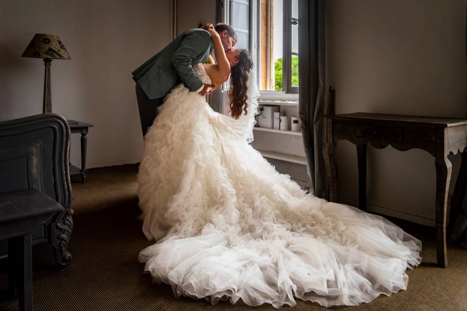 Photo de couple en intérieur