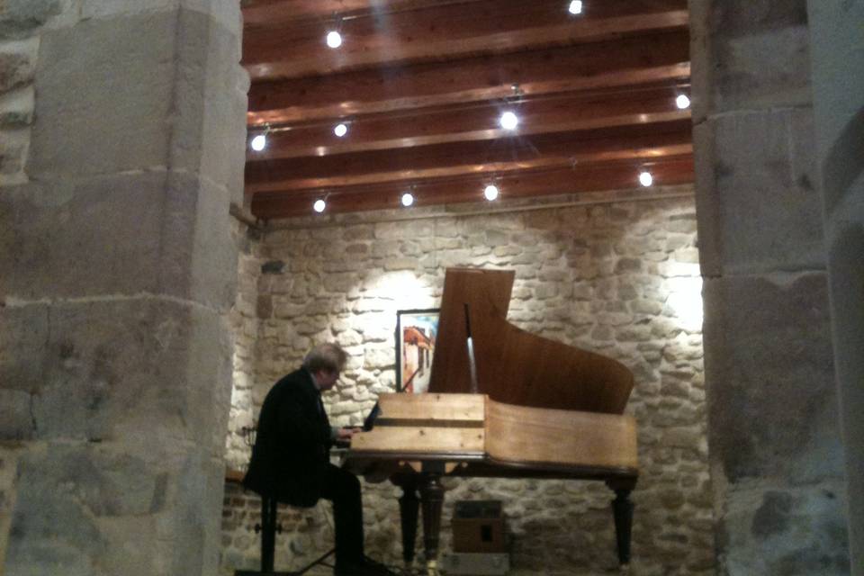 Jean-Bernard Dagbert, piano