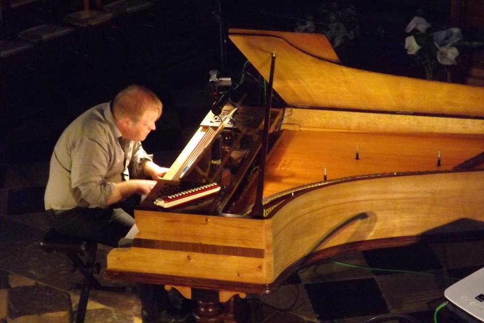 Jean-Bernard Dagbert, piano