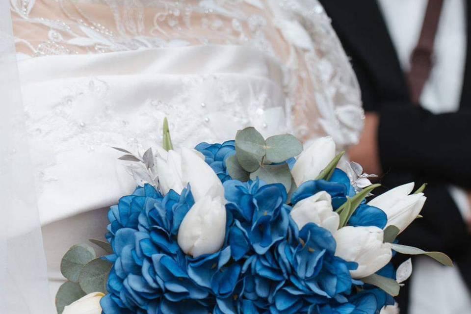 Bouquet Mariée Blanc et Bleu