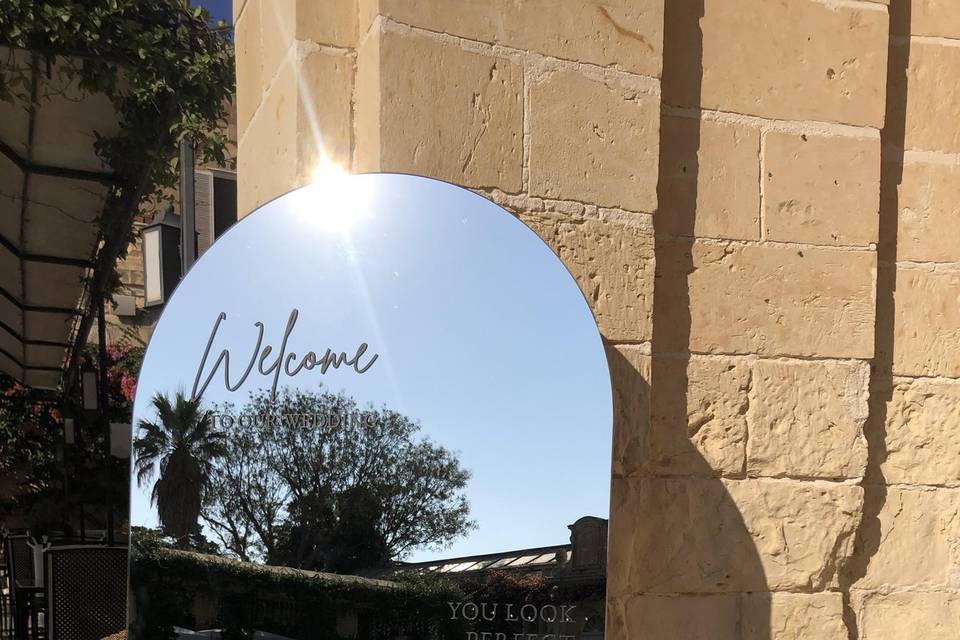 Panneau de bienvenue