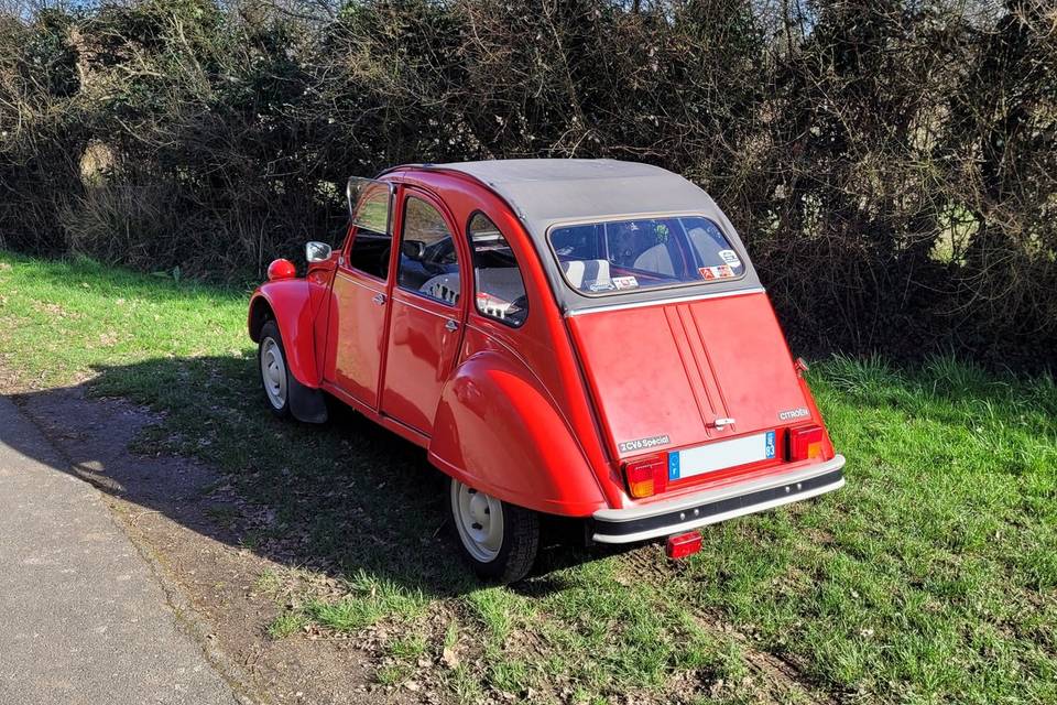 2cv rouge à louer