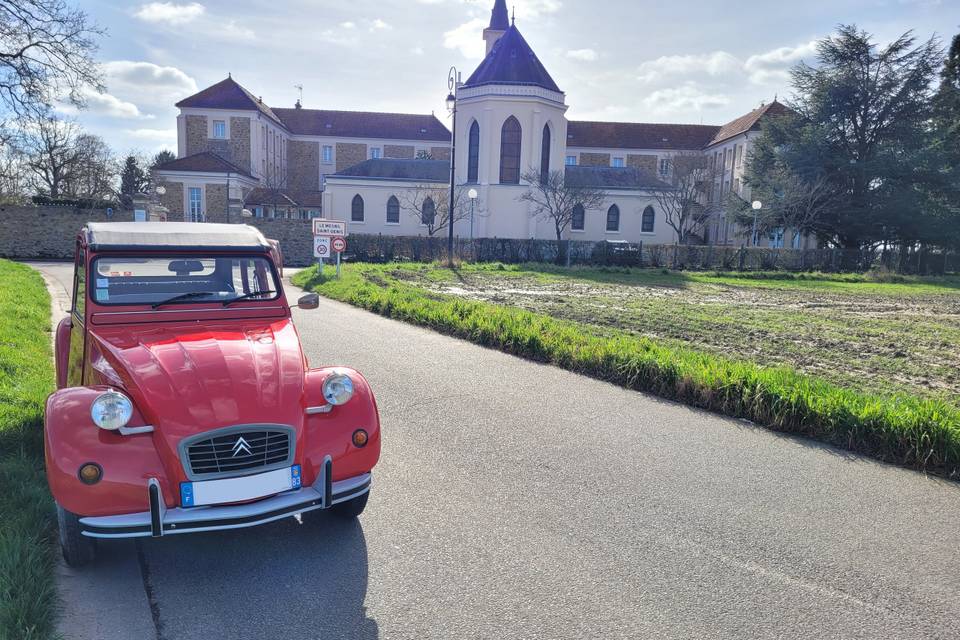 2 chevaux au Mesnil St Denis