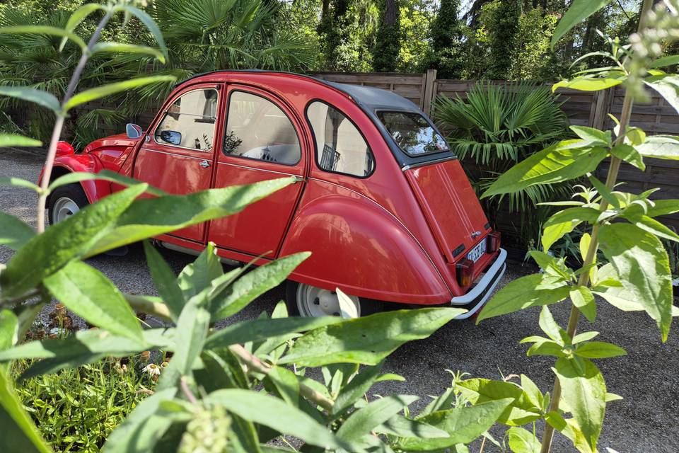 2cv rouge cerisette chevreuse