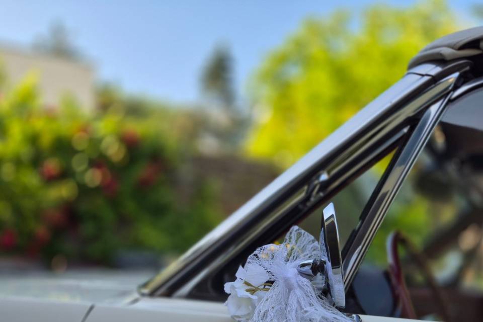 Mustang blanche mariage yvelin