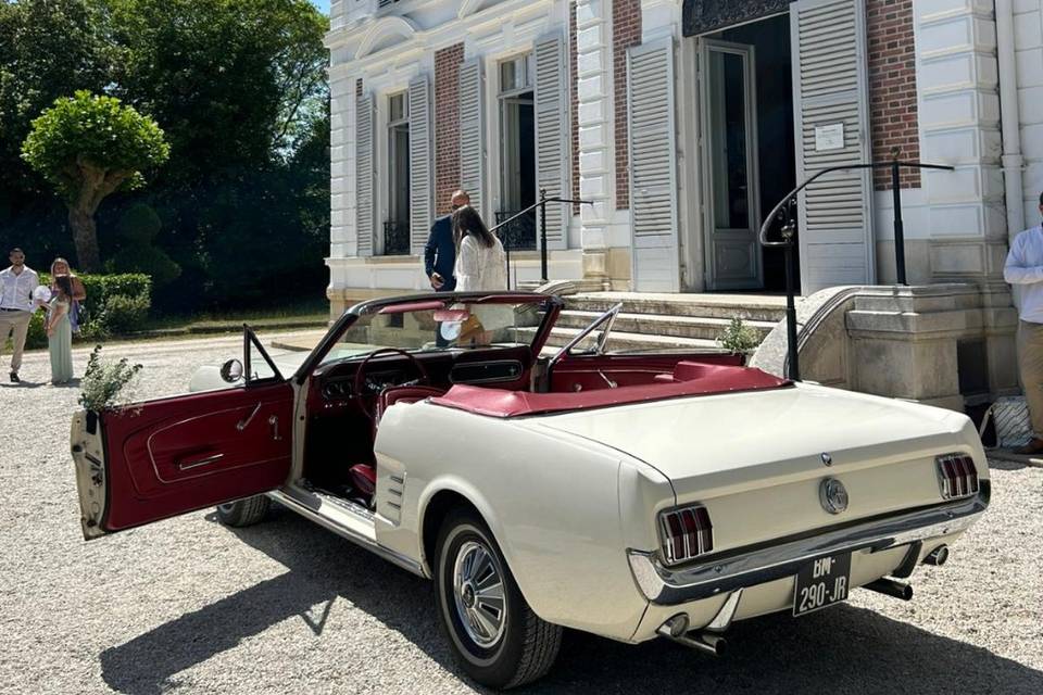 Mustang blanche mariage idf