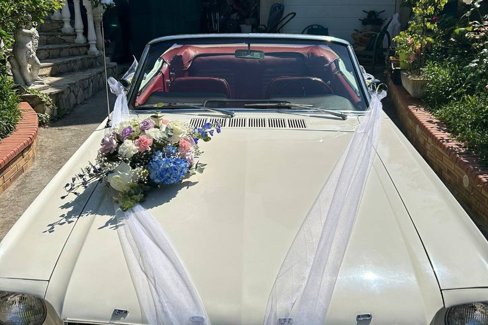 Mustang blanche mariage paris