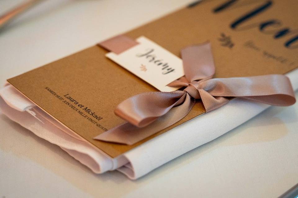 Menu et marque place