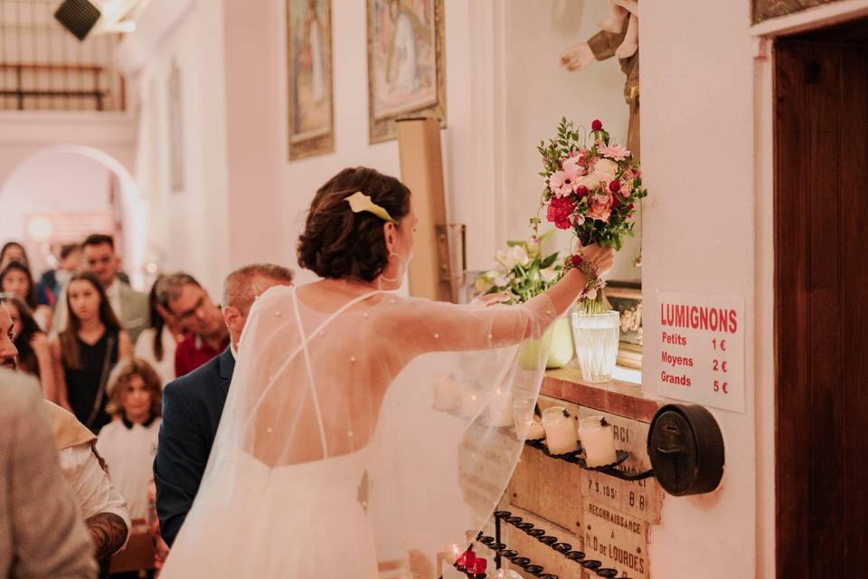 Le bouquet à la Vierge