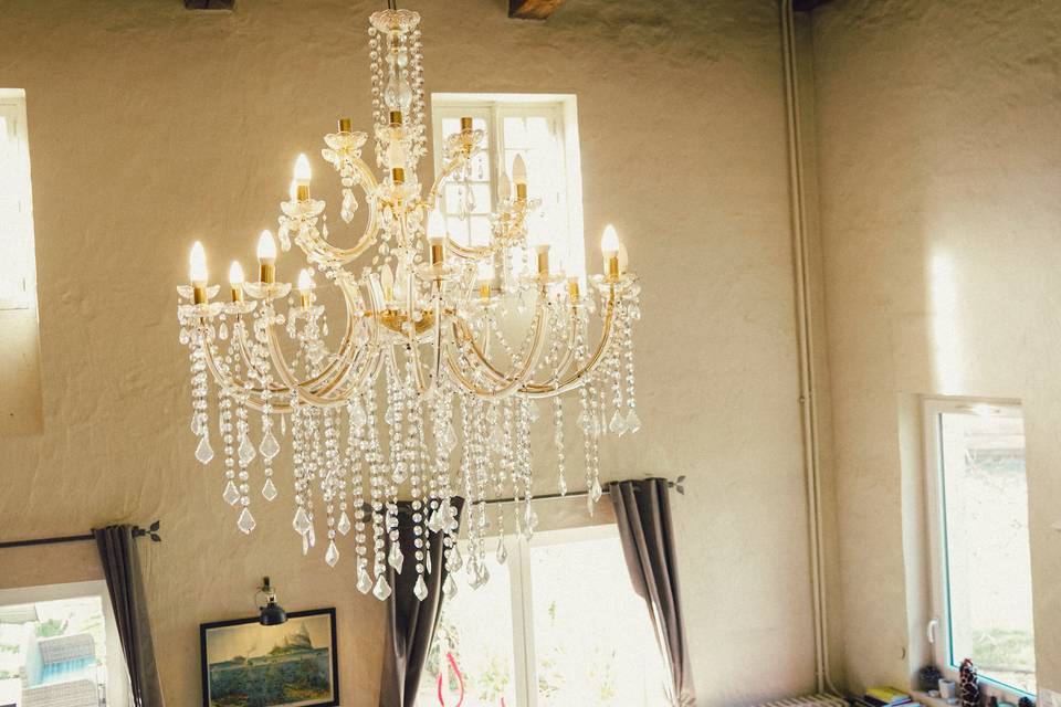 Lumière suspendue