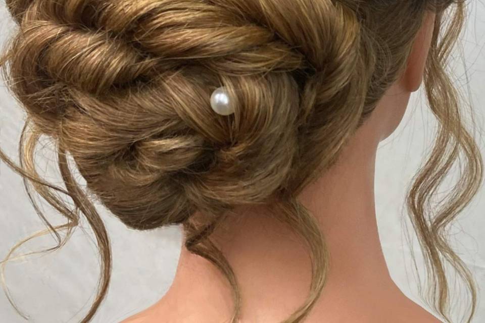 Coiffure chignon bas
