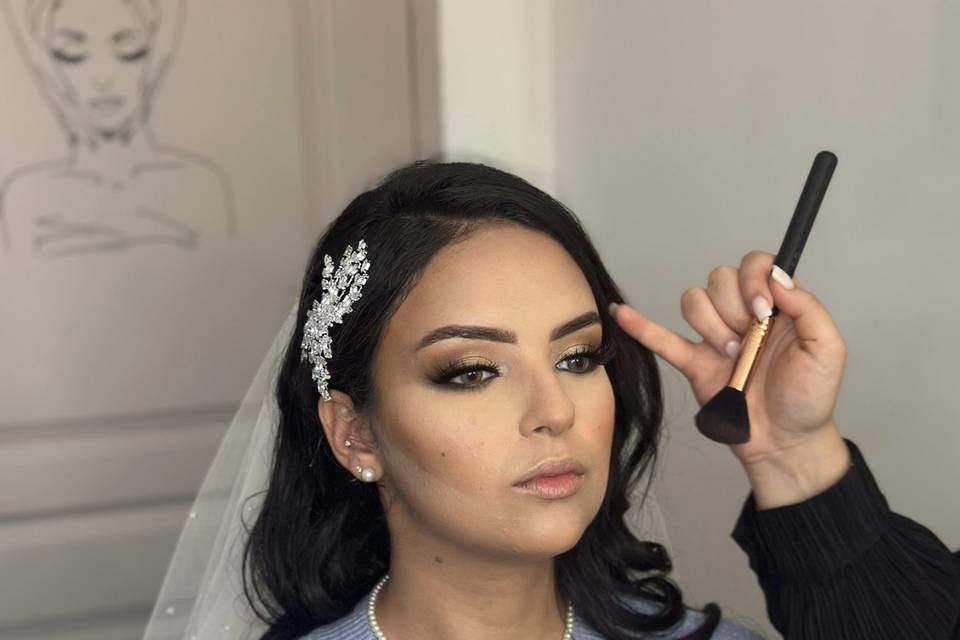 Makeup mariée en préparation