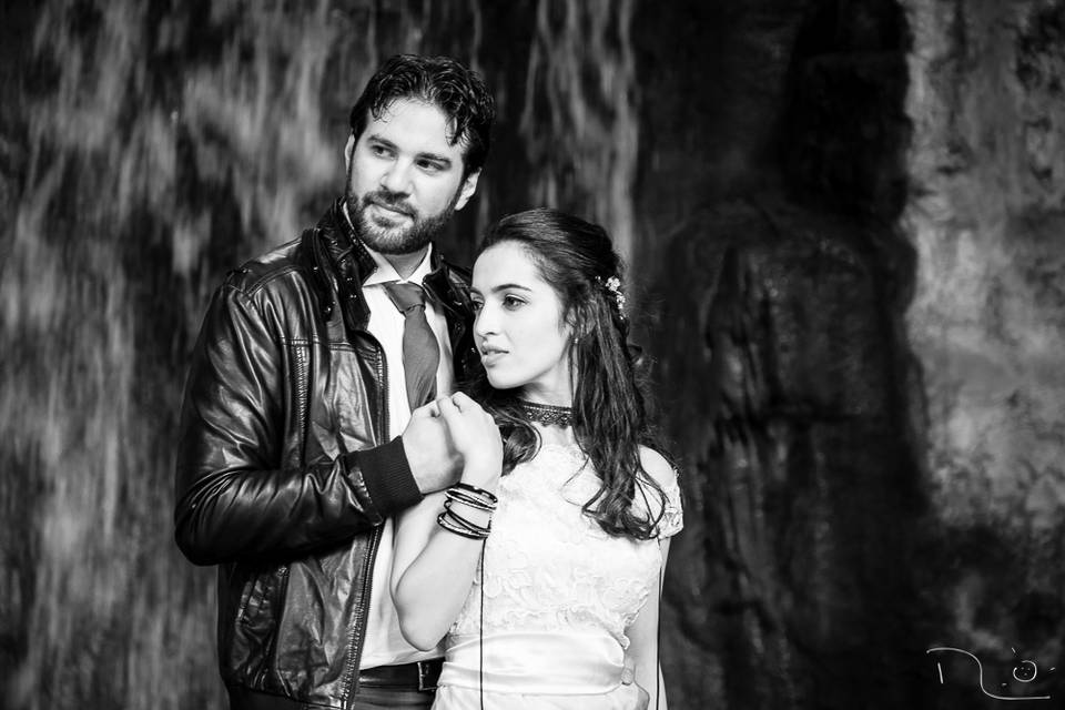 N & B couple