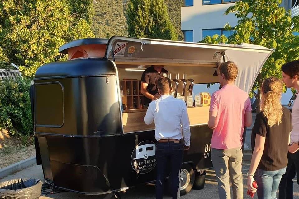 Beer Truck Provence - Cave à bière & bar