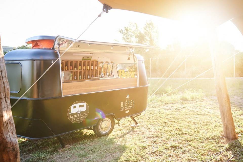 Beer Truck Provence - Cave à bière & bar