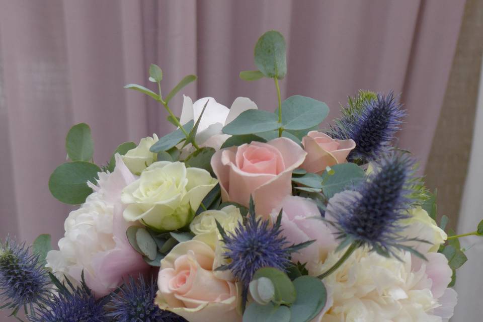 Bouquet de mariée pivoines