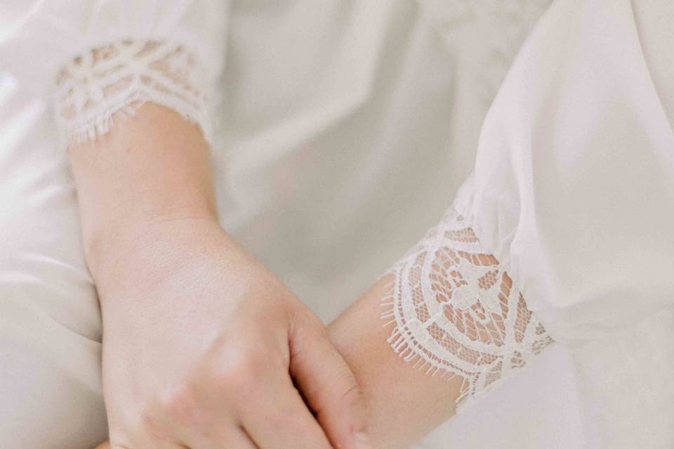 Robe en soie et dentelle