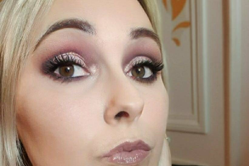 Maquillage tons prunes