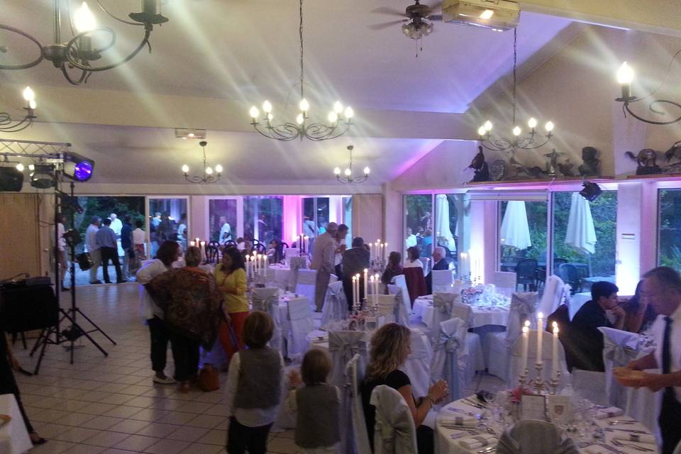 Salle en configuration mariage