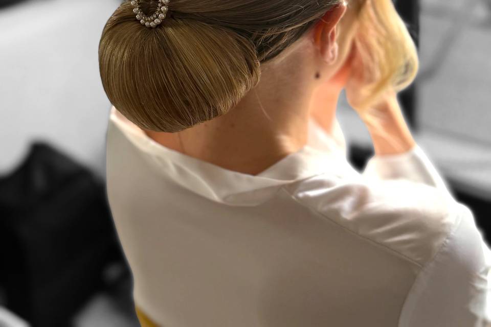 Chignon bas classique