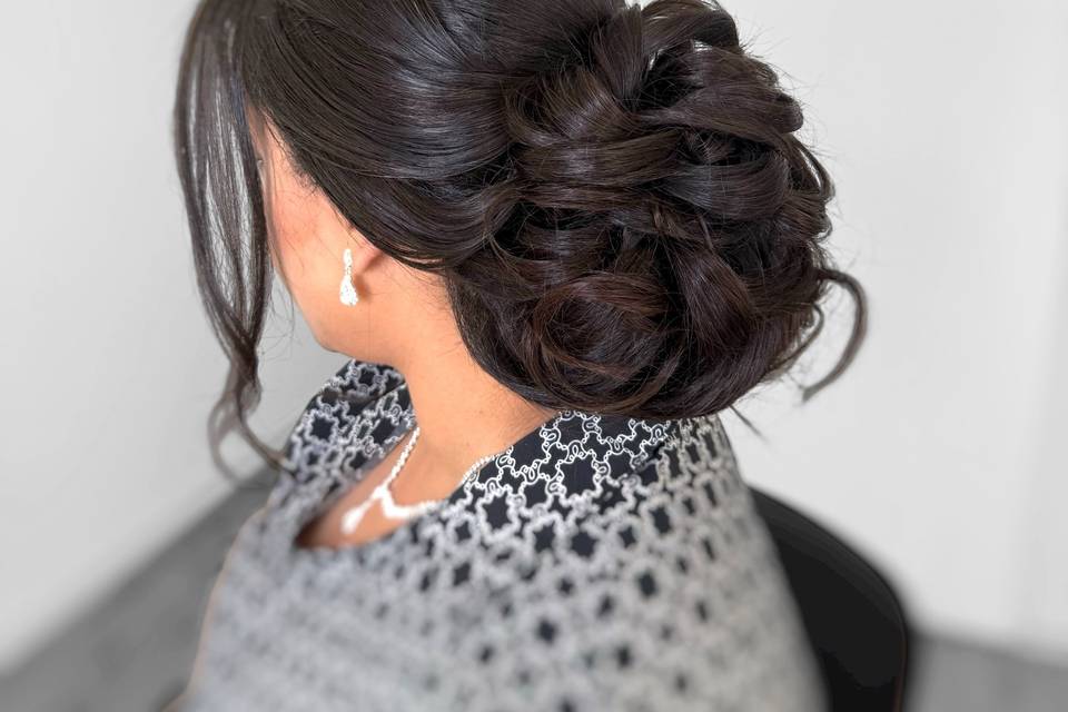 Chignon volumineux bas