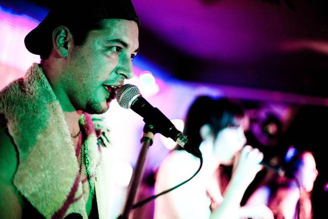 Casino Pullman Mandelieu - chanteur