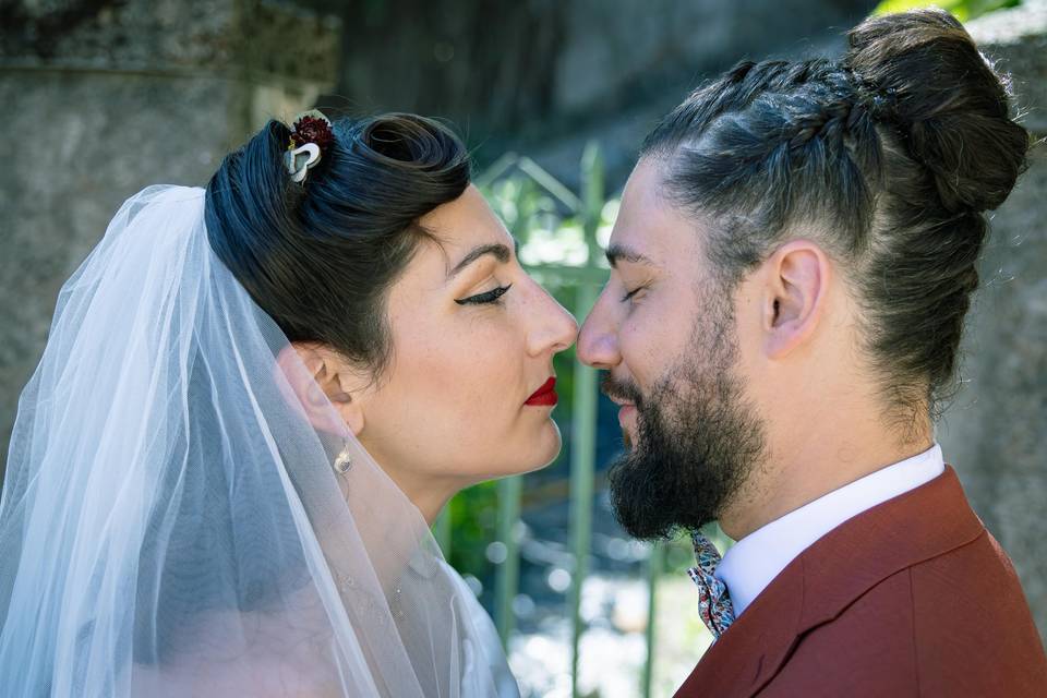 La découverte des mariés