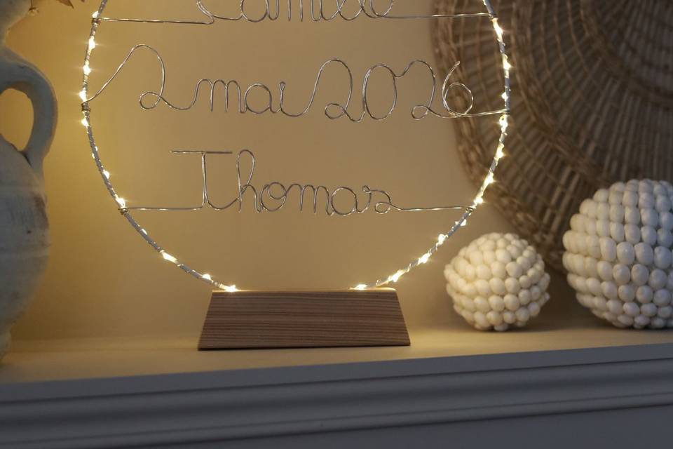 Cercle lumineux prénoms + date