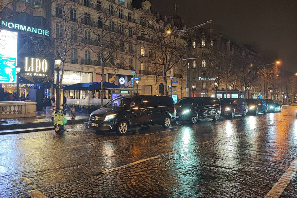 Tour de paris de nuit