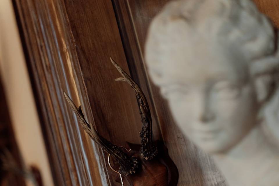 Bijoux mise en scène mariée