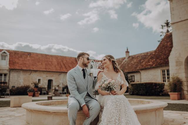 Cour d'honneur et les mariés