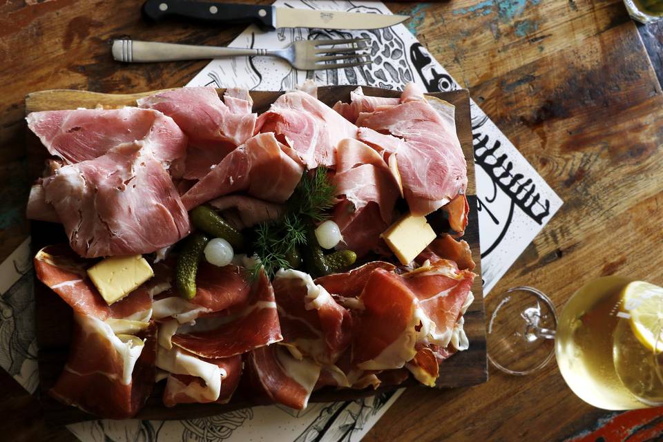 Planche de charcuterie