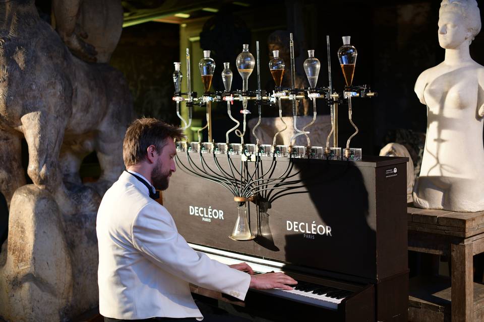 Drinkeys – Cocktail Piano Bar