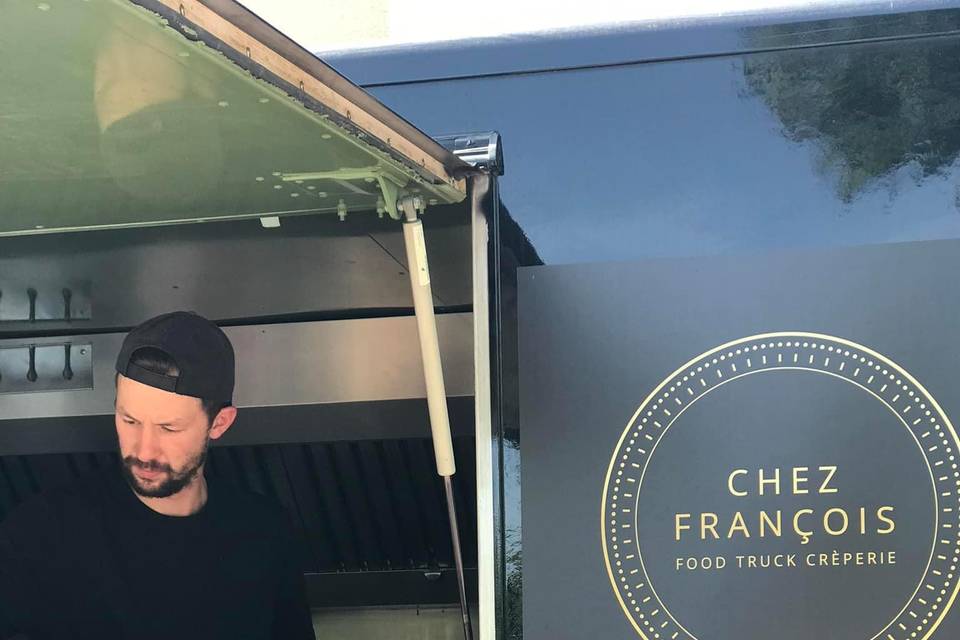 Chez François Food Truck