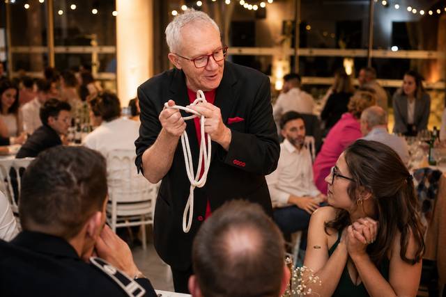 Magicien repas de mariage