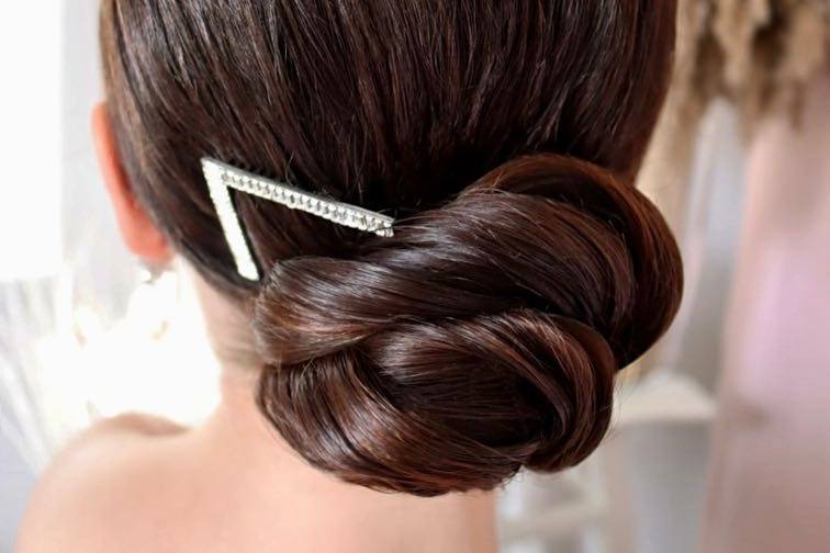 Chignon classique raffiné