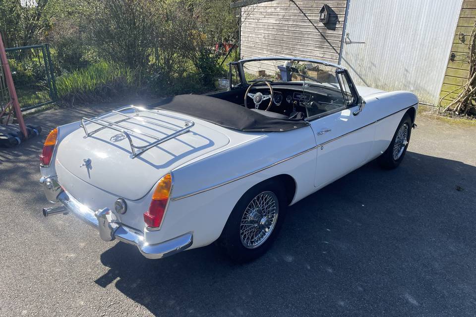 MGB Blanche 1966