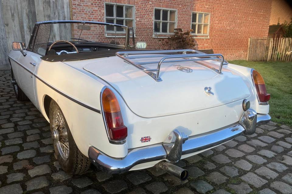 MGB Blanche 1966