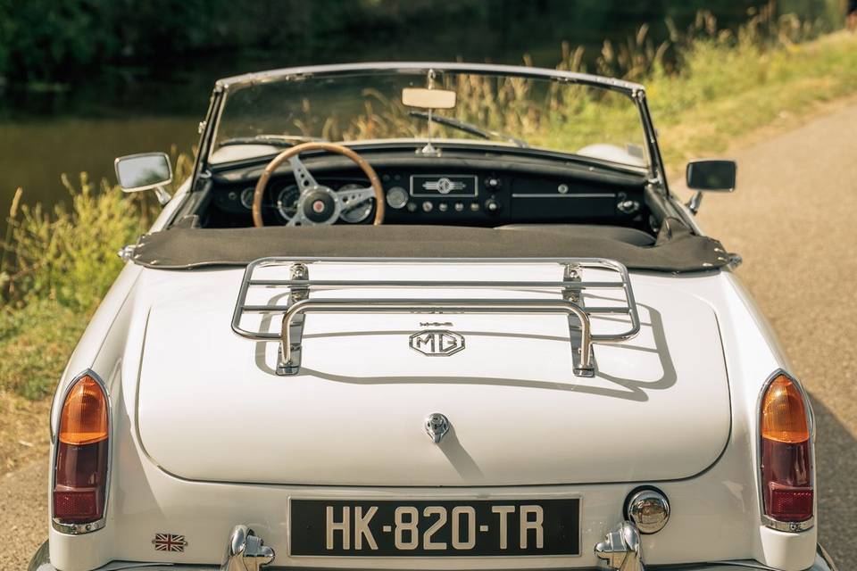 MGB Blanche 1966