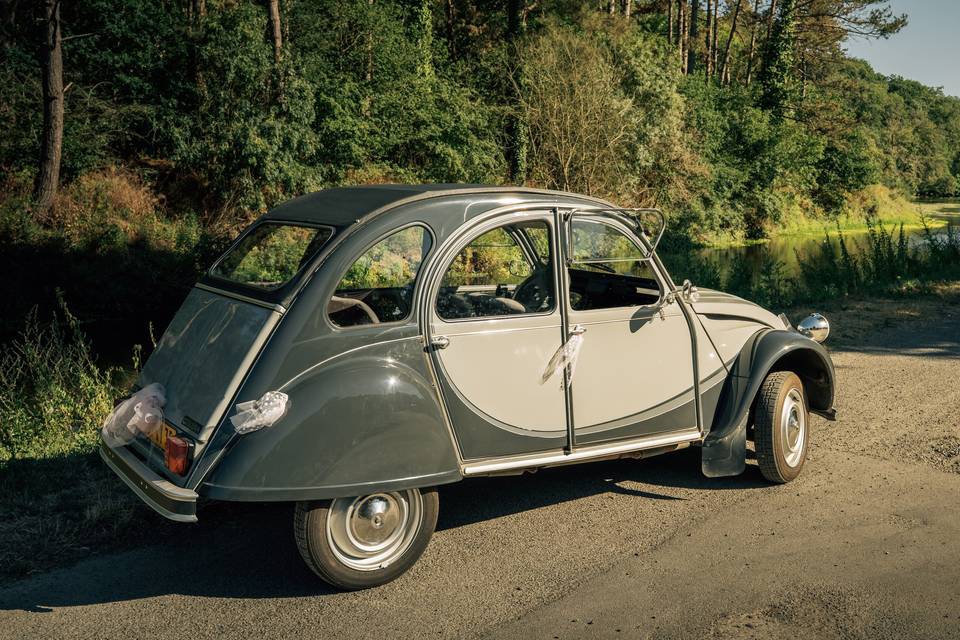 2 CV Charleston