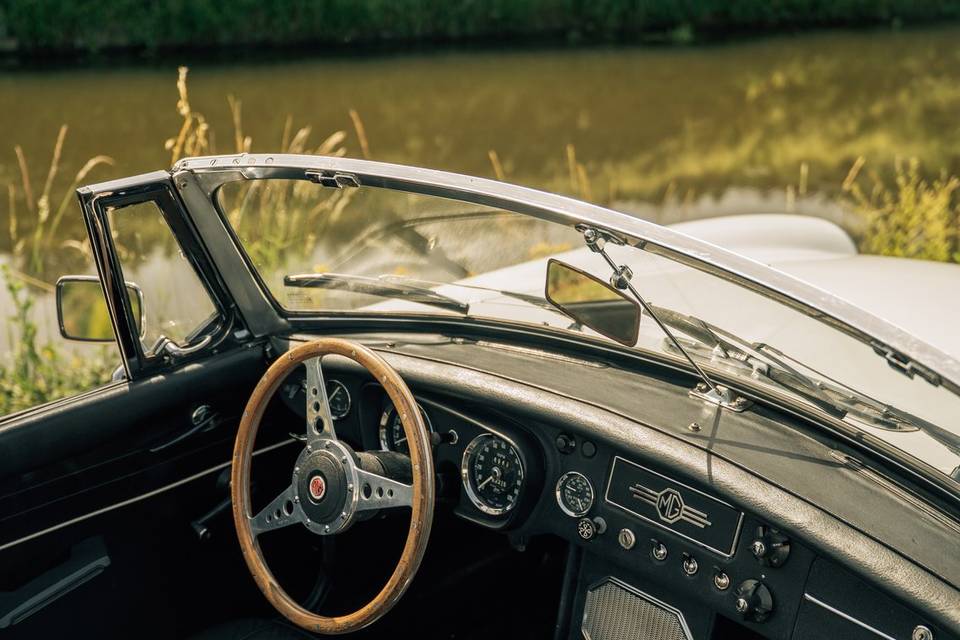 MGB Blanche 1966