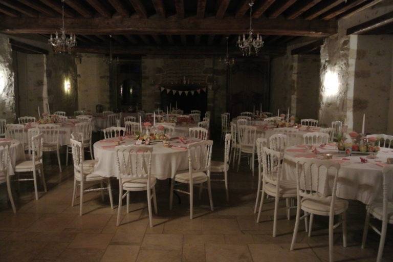 La salle de réception décorée
