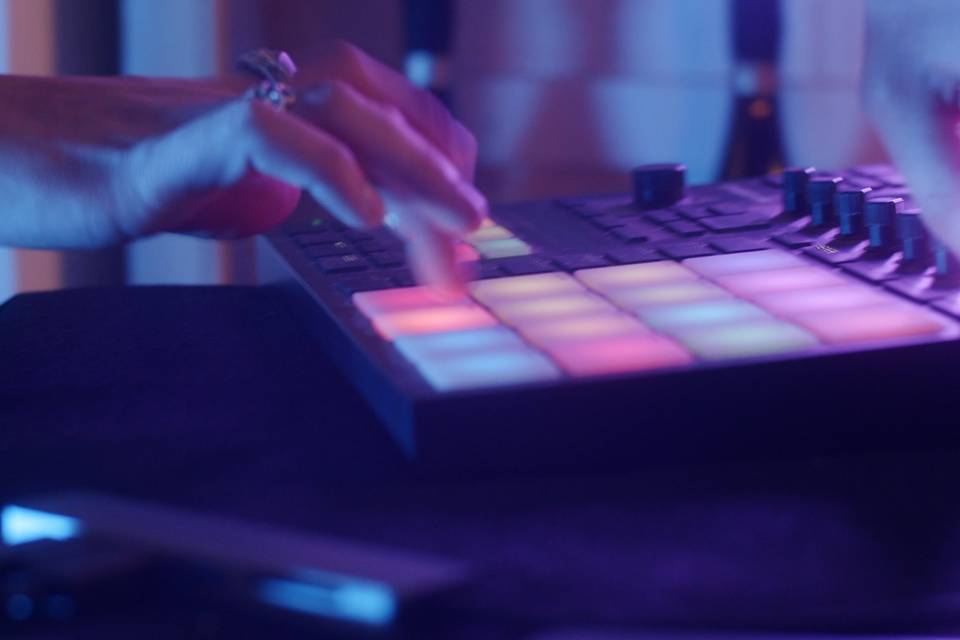 Nina's Money Maschine