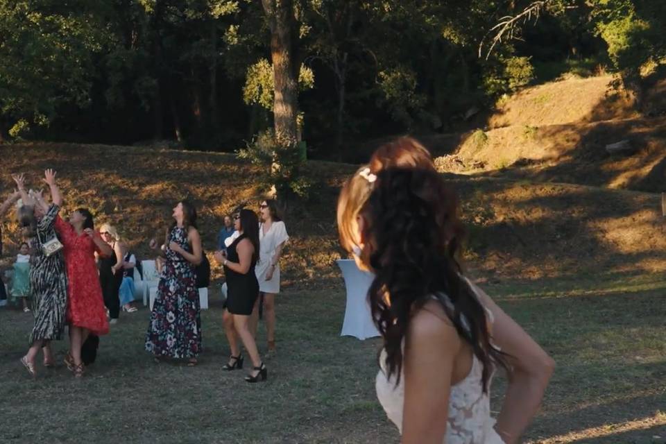 Le lancer de bouquet