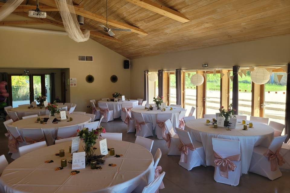La halle camarguaise