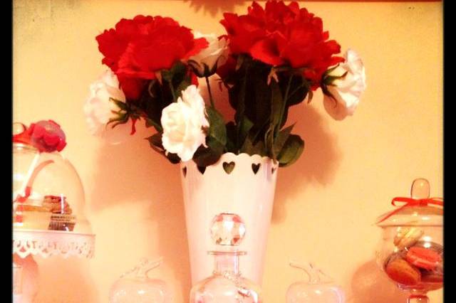 Table rouge et blanc