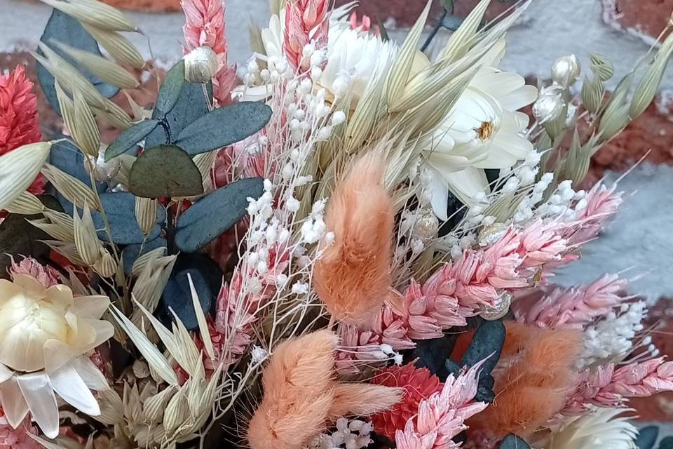 Bouquet de mariée fleurs séché